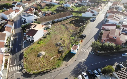 Terreno P/ Prédio para Venda em A dos Cunhados e Maceira