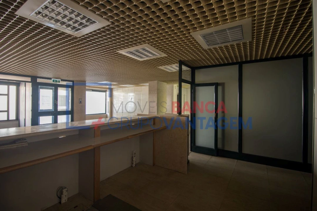 Loja para Venda em A dos Cunhados e Maceira Foto 13