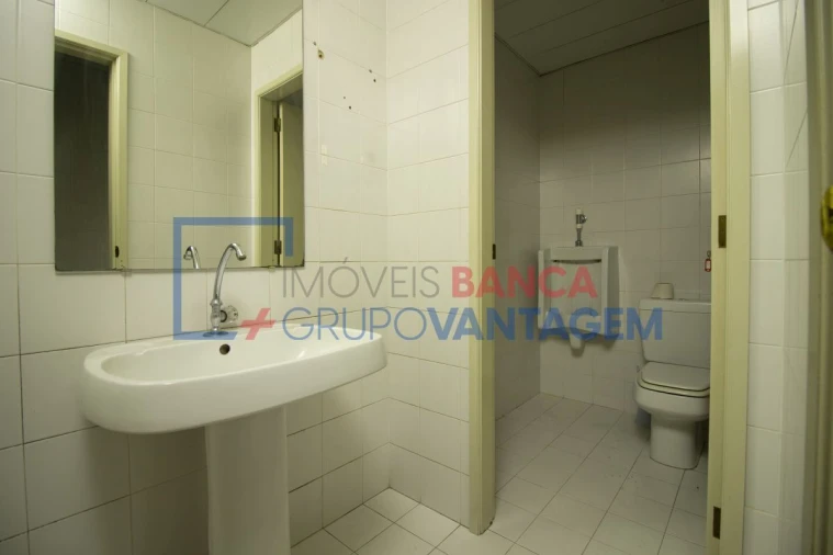 Loja para Venda em A dos Cunhados e Maceira Foto 23