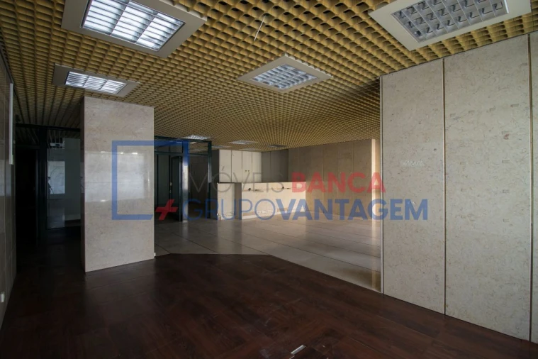 Loja para Venda em A dos Cunhados e Maceira Foto 29