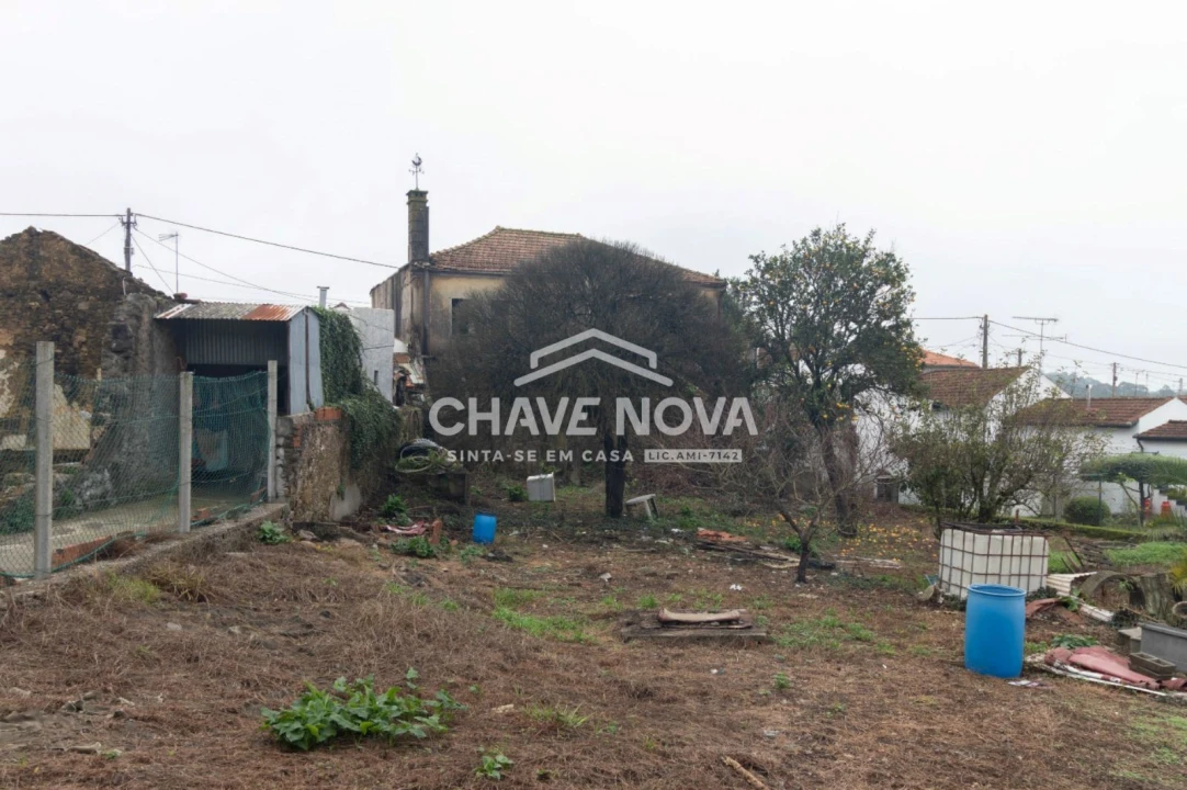 Moradia T5 para Venda em Paços de Brandão Foto 5