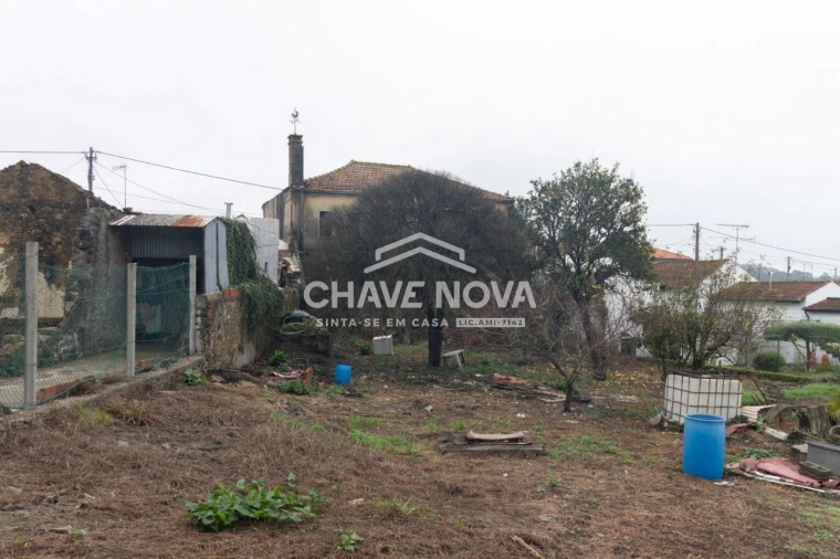 Moradia T5 para Venda em Paços de Brandão Foto 5