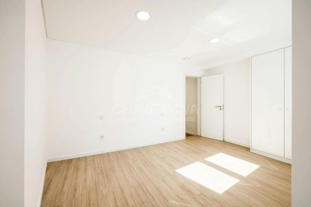 Prédio para Venda em Ílhavo (São Salvador) Foto 19