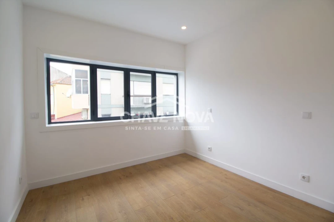 Moradia T3 para Venda em Campanhã Foto 13