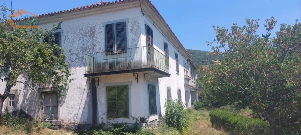 Moradia T11 para Venda em Vinhais