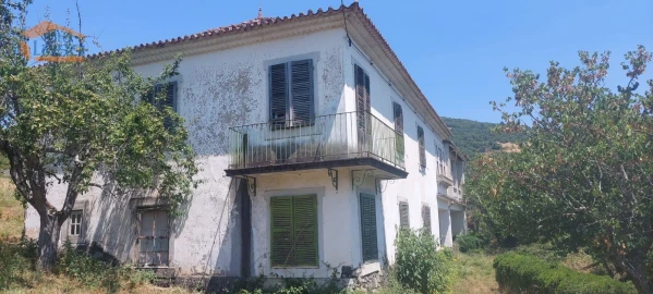 Moradia T11 para Venda em Vinhais