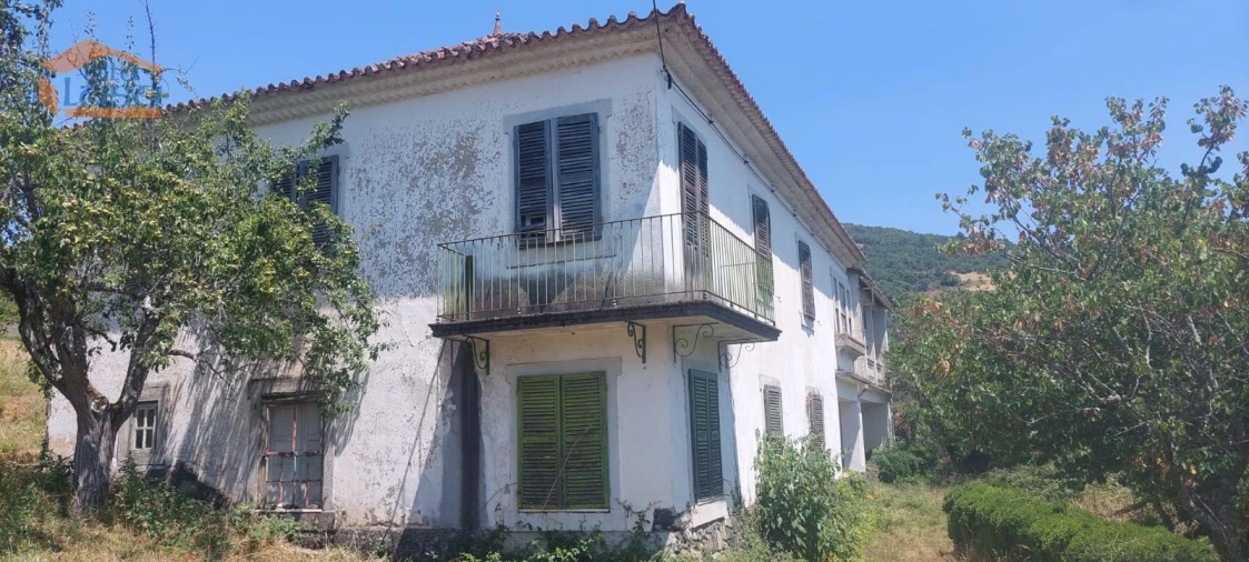 Moradia T11 para Venda em Vinhais Foto 9