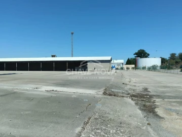 Armazém para Arrendamento em Setubal (São Sebastião)