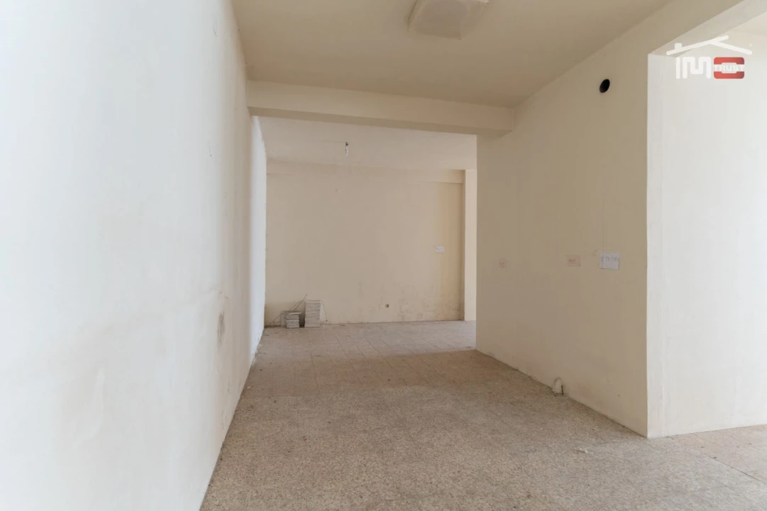 Loja para Arrendamento em Nossa Senhora da Piedade Foto 9