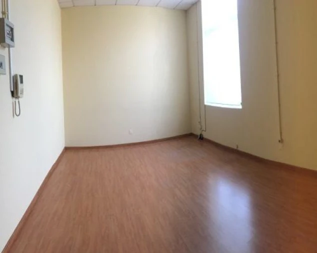 Escritório para Arrendamento em Paranhos Foto 2