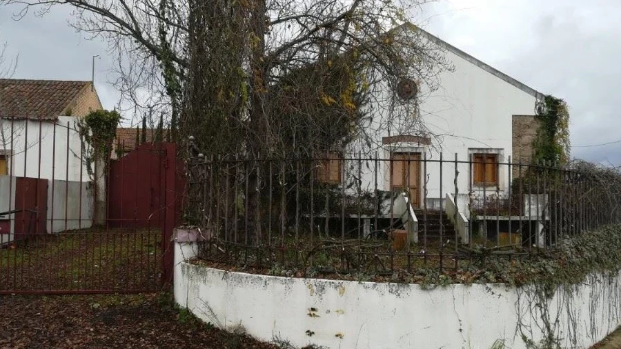 Moradia T6 para Venda em Santa Margarida da Coutada