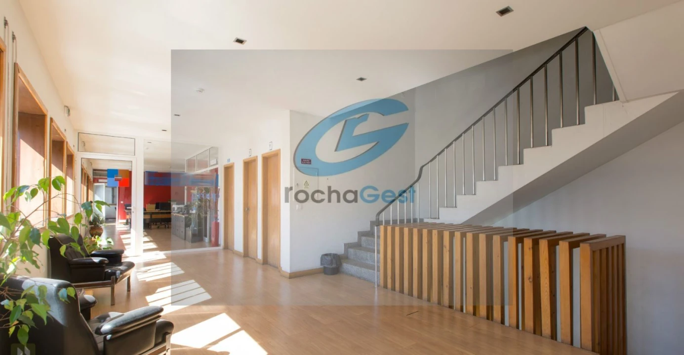 Armazém para Venda em Ramalde Foto 10