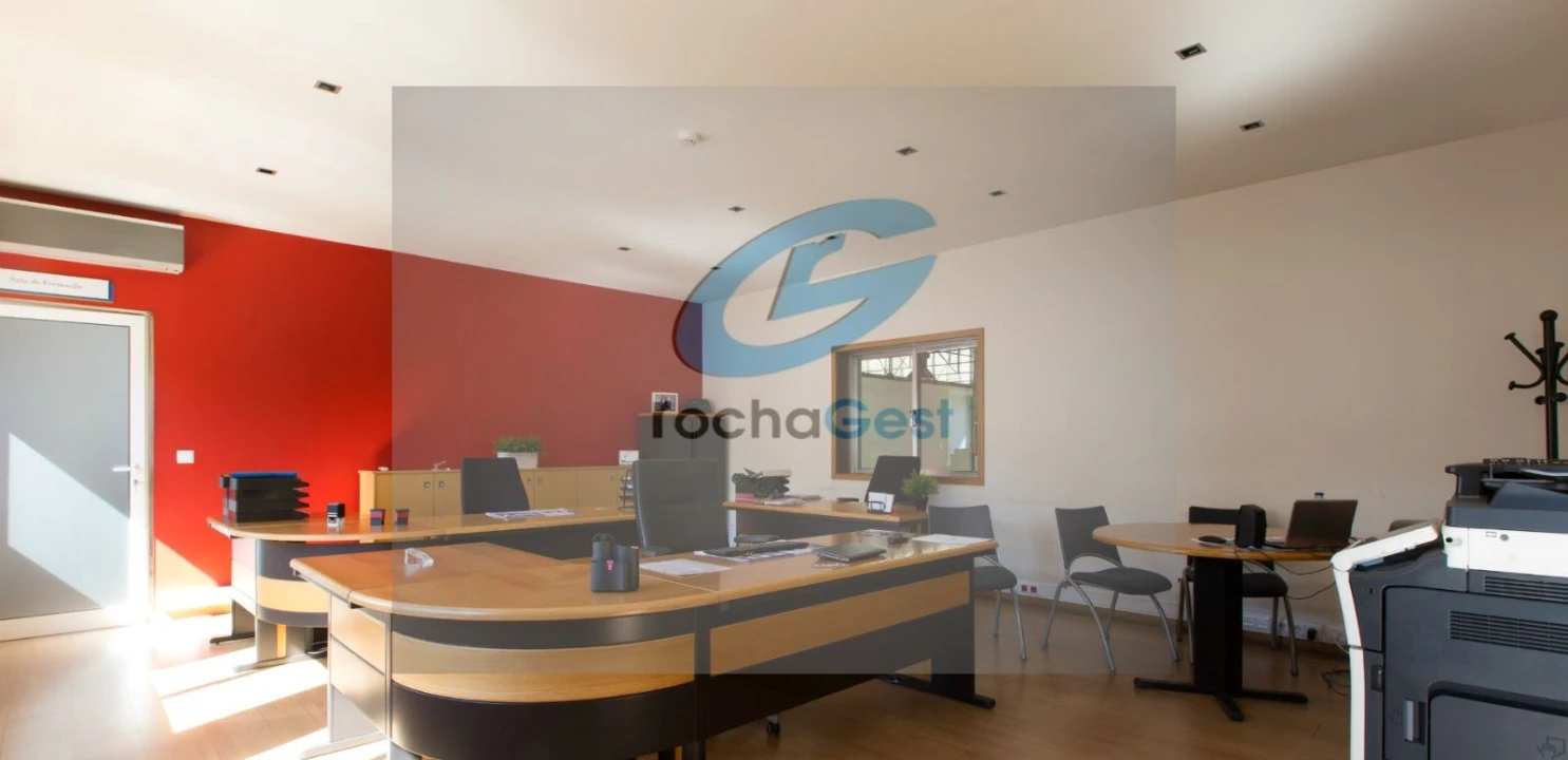 Armazém para Venda em Ramalde Foto 14