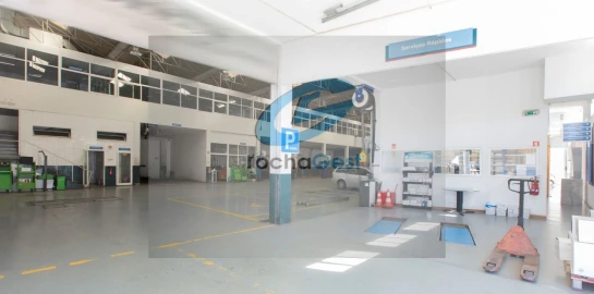 Armazém para Venda em Ramalde