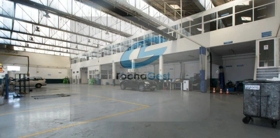 Armazém para Venda em Ramalde