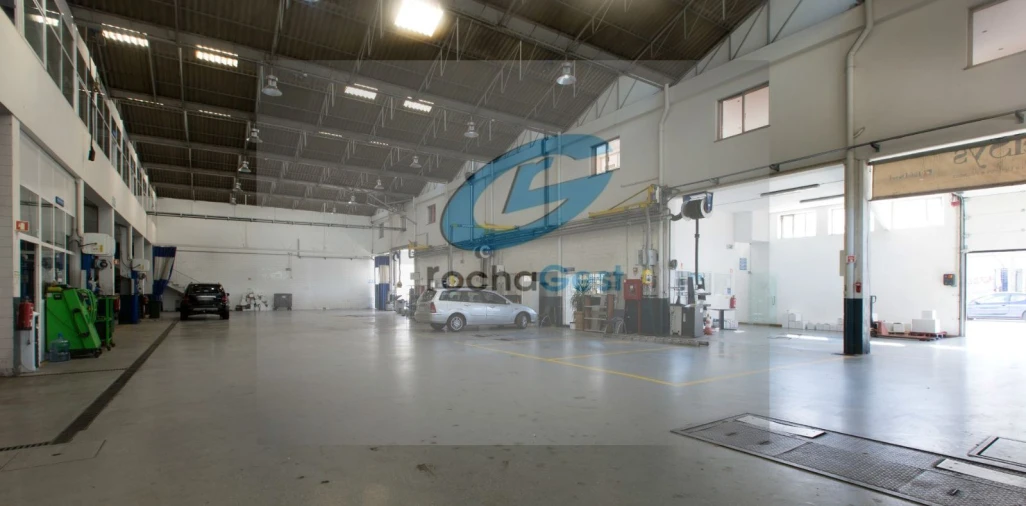 Armazém para Venda em Ramalde Foto 6