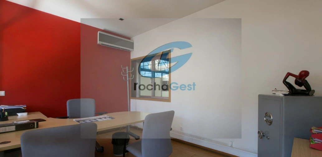 Armazém para Venda em Ramalde Foto 12