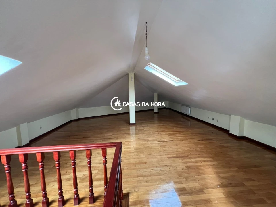 Apartamento T3 para Venda em Campanhã Foto 17