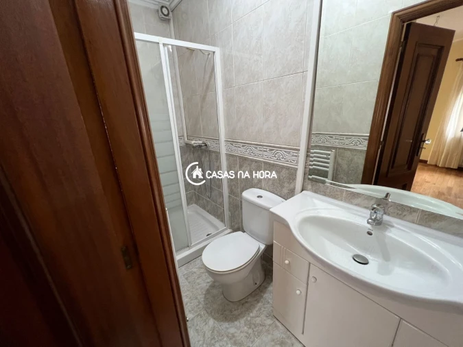 Apartamento T3 para Venda em Campanhã Foto 8