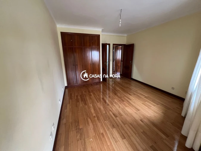 Apartamento T3 para Venda em Campanhã Foto 9