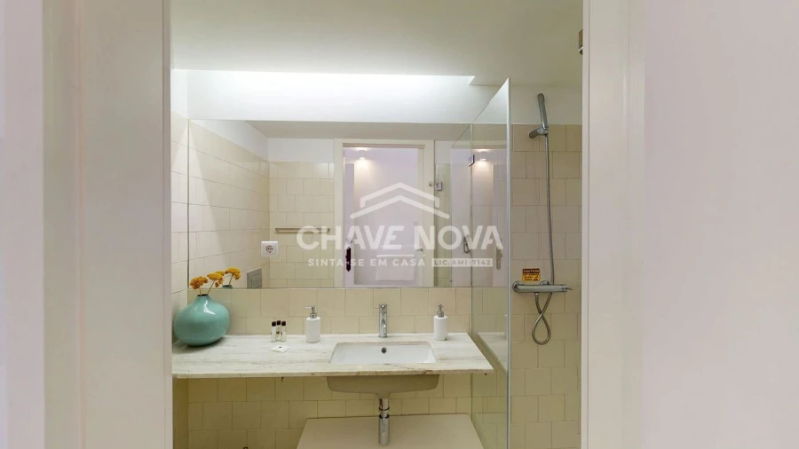 Apartamento T1 para Venda em Cedofeita, Santo Ildefonso, Sé, Miragaia, São Nicolau e Vitória Foto 6