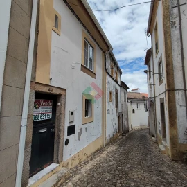 Moradia T2 para Venda em Santa Maria da Devesa
