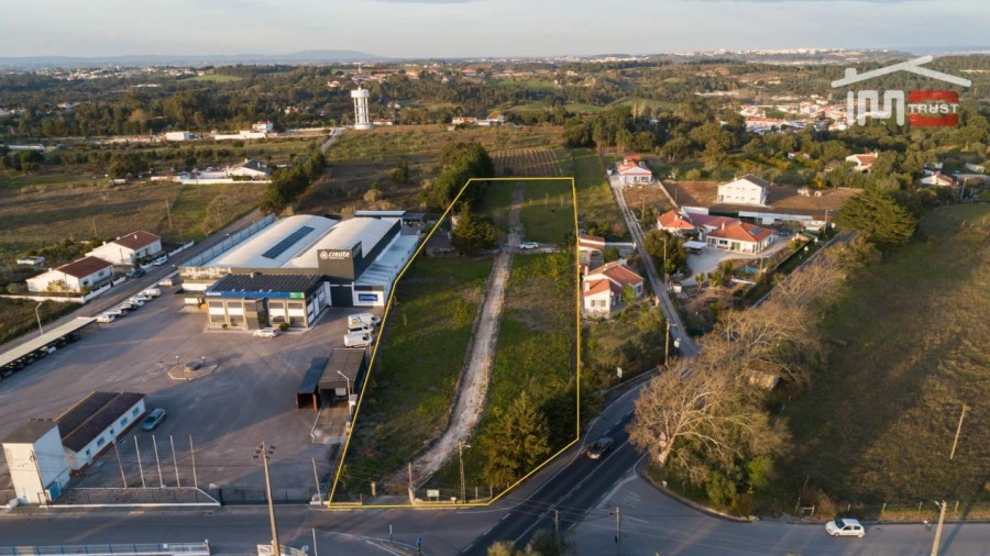 Terreno Misto para Venda em Vale de Santarem