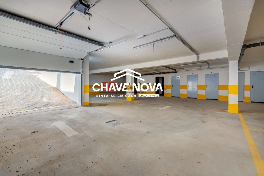 Apartamento T3 para Venda em Portimão Foto 19