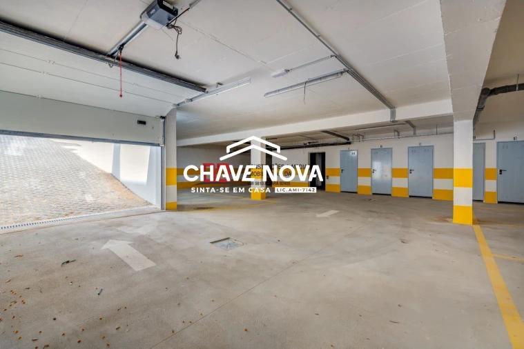 Apartamento T3 para Venda em Portimão Foto 19