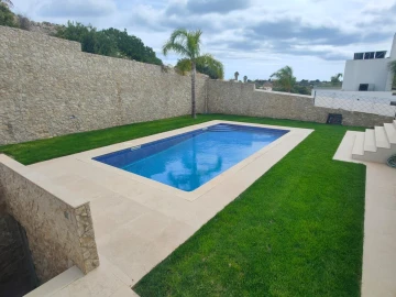 Moradia T4 para Venda em Albufeira e Olhos de Água