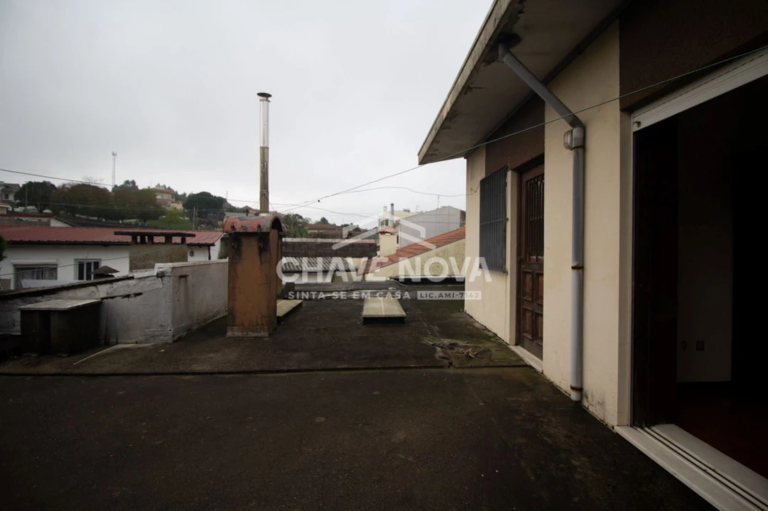 Moradia T5 para Venda em Coronado (São Romão e São Mamede) Foto 19