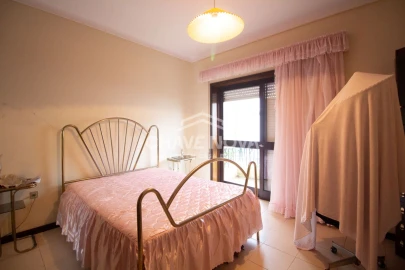 Moradia T5 para Venda em Coronado (São Romão e São Mamede)