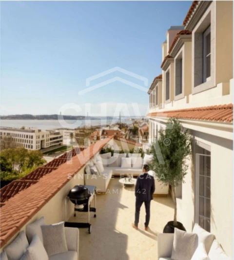 Apartamento T4 para Venda em Santa Maria Maior