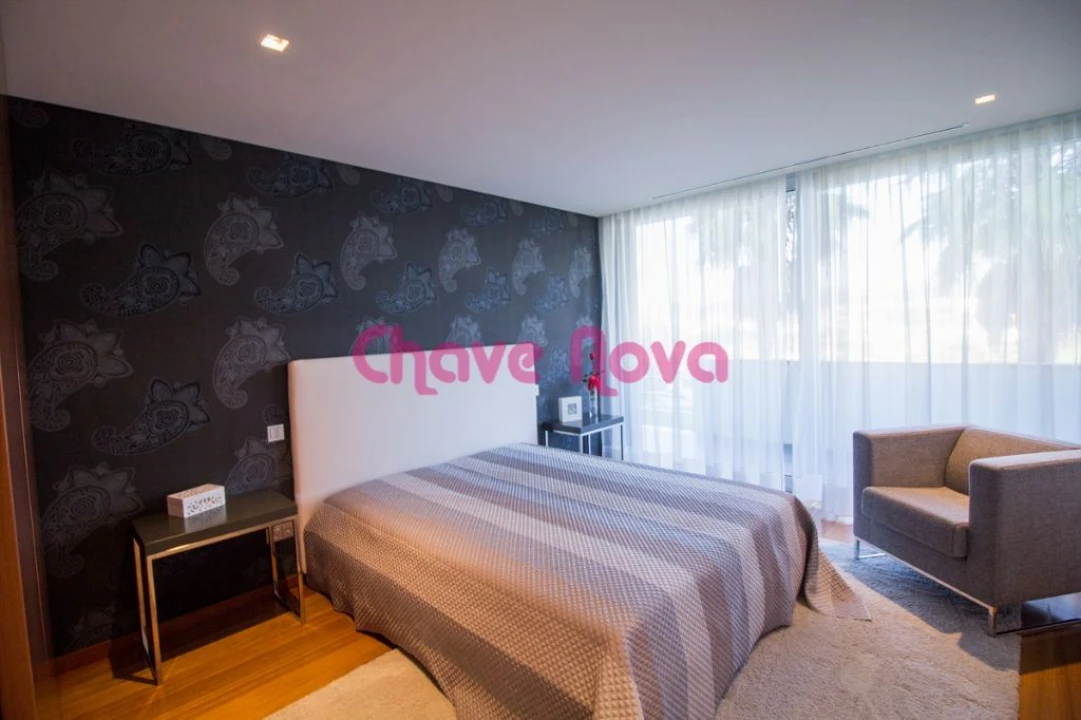 Moradia T5 para Venda em O. Azeméis, Riba-Ul, Ul, Macinhata Seixa, Madail Foto 8