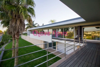 Moradia T5 para Venda em O. Azeméis, Riba-Ul, Ul, Macinhata Seixa, Madail