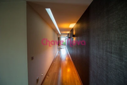 Moradia T5 para Venda em O. Azeméis, Riba-Ul, Ul, Macinhata Seixa, Madail