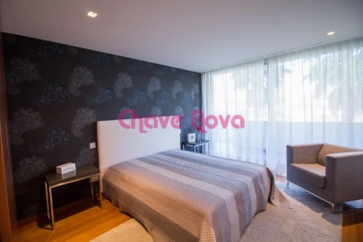 Moradia T5 para Venda em O. Azeméis, Riba-Ul, Ul, Macinhata Seixa, Madail