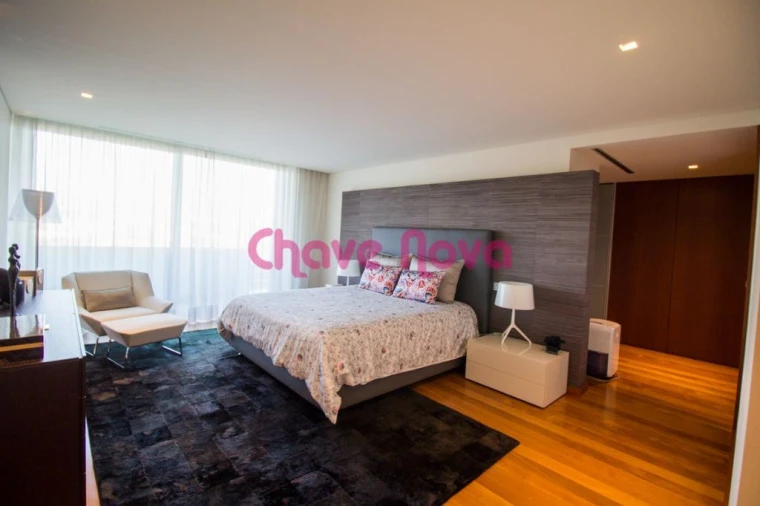 Moradia T5 para Venda em O. Azeméis, Riba-Ul, Ul, Macinhata Seixa, Madail Foto 16