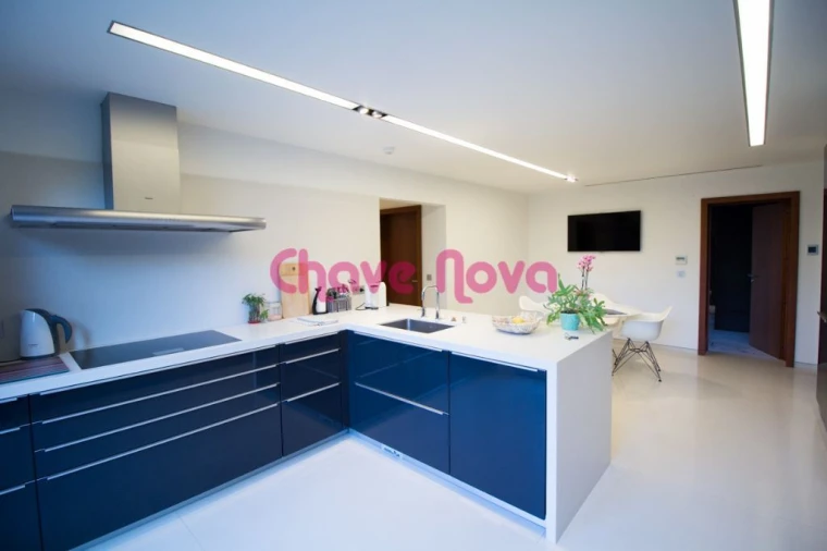 Moradia T5 para Venda em O. Azeméis, Riba-Ul, Ul, Macinhata Seixa, Madail Foto 23