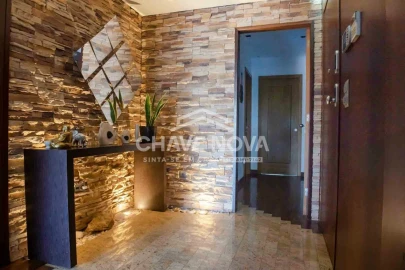 Apartamento T2 para Arrendamento em Madalena