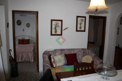 Moradia T2 para Venda em Santo Antonio das Areias