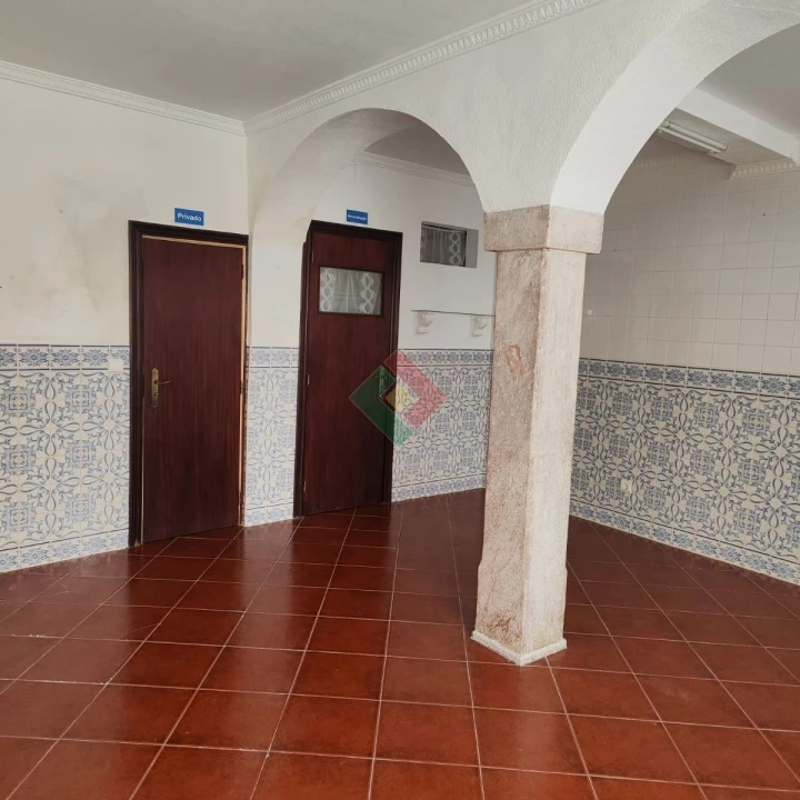 Loja para Venda em Assunção, Ajuda, Salvador e Santo Ildefonso Foto 5