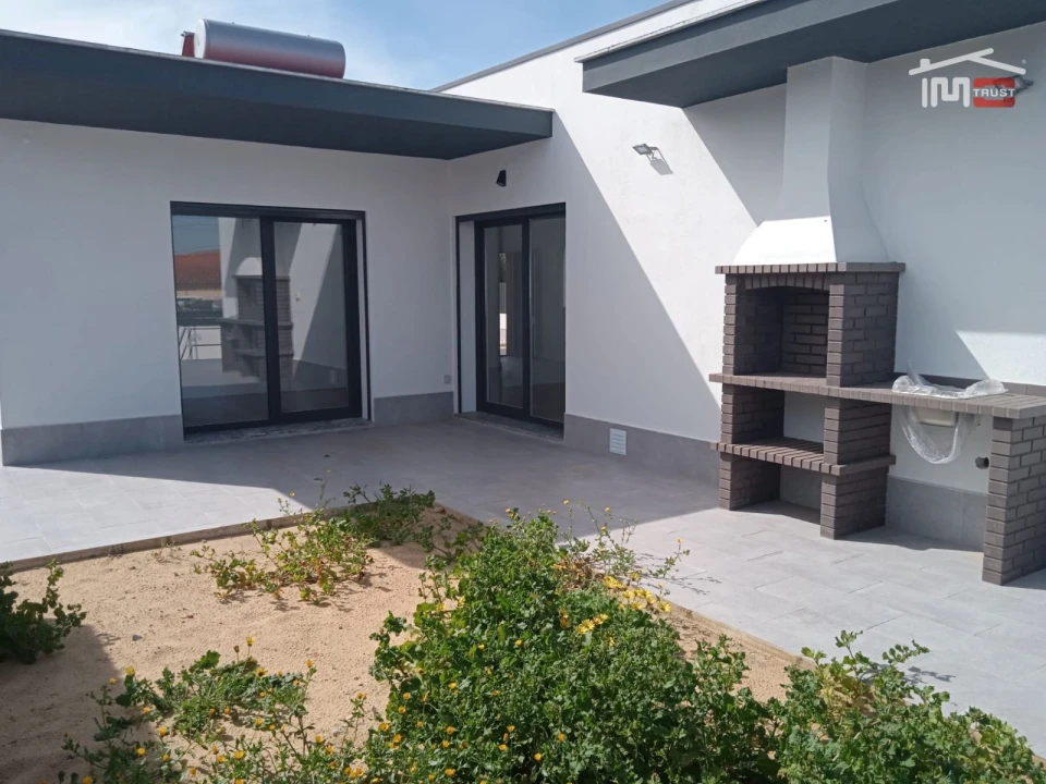 Moradia T4 para Venda em Azeitão (São Lourenço e São Simão) Foto 12