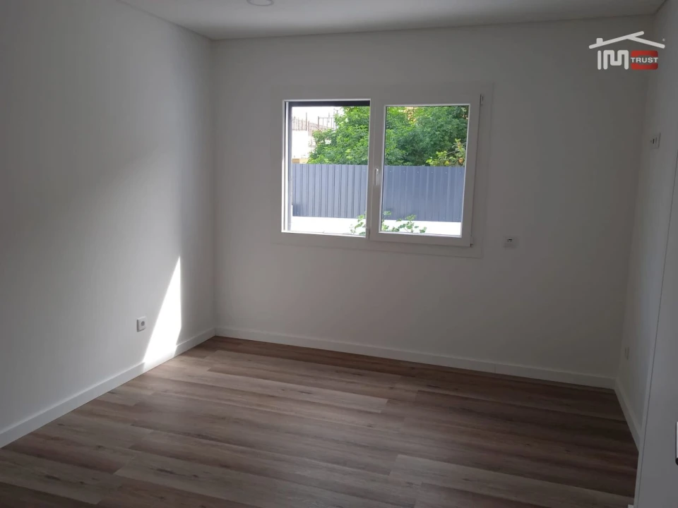 Moradia T4 para Venda em Azeitão (São Lourenço e São Simão) Foto 21