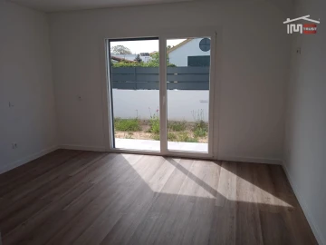 Moradia T4 para Venda em Azeitão (São Lourenço e São Simão)