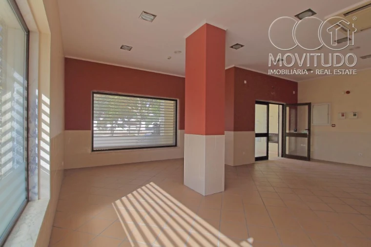 Loja para Venda em Samora Correia Foto 4