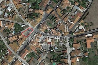 Terreno para Venda em Muge