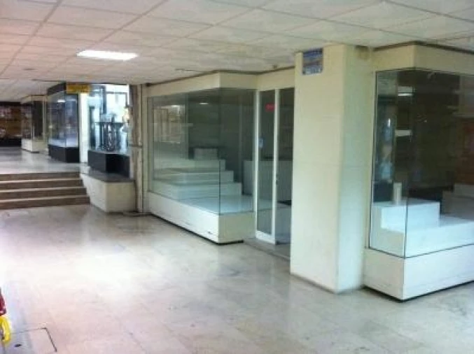 Loja para Venda em Braga (São José de São Lázaro e São João do Souto)