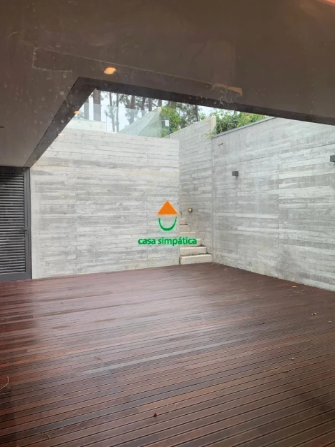 Moradia T4 para Arrendamento em Aldoar, Foz do Douro e Nevogilde