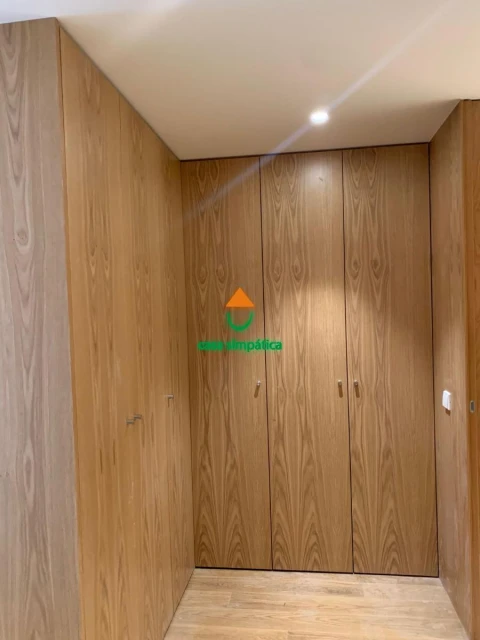 Moradia T4 para Arrendamento em Aldoar, Foz do Douro e Nevogilde